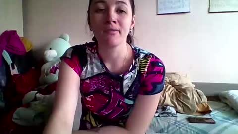 Bella online show from 04-21-26, 08:31