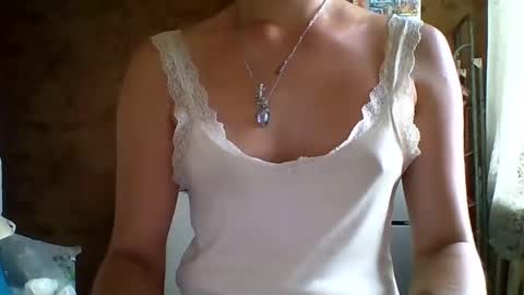 Bella online show from 07-27-26, 09:16