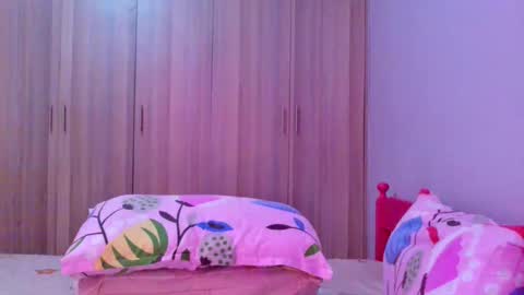 prettybigclit_ebony online show from 10-06-25, 06:44