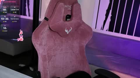 Violet online show from 09-08-25, 11:37