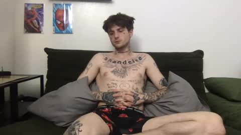 pretty boy online show from 09-24-25, 04:38