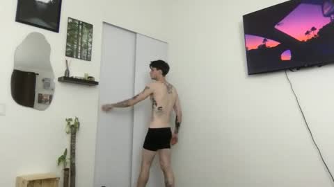 pretty boy online show from 02-02-26, 03:38