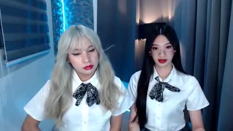 Snapshot of prettycumnotes69 chatting on 01-29-25, 05:51 ASHLEY online show from 01-29-25, 05:51