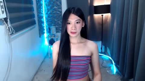 Snapshot of prettycumnotes69 chatting on 03-11-25, 11:23 ASHLEY online show from 03-11-25, 11:23