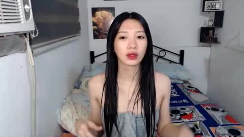 Snapshot of prettycumnotes69 chatting on 09-21-25, 03:30 ASHLEY online show from 09-21-25, 03:30