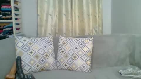 PrettyEla online show from 04-25-26, 09:45