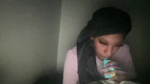 prettyfacefemale online show from 02-21-26, 10:16