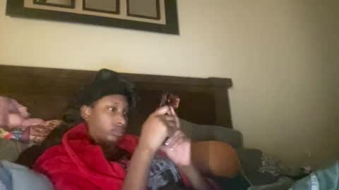 prettyfacefemale online show from 04-21-26, 02:51