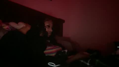 prettyfacefemale online show from 04-30-26, 07:47