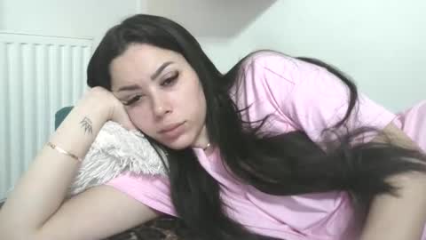 prettyjulliette online show from 04-15-26, 02:57