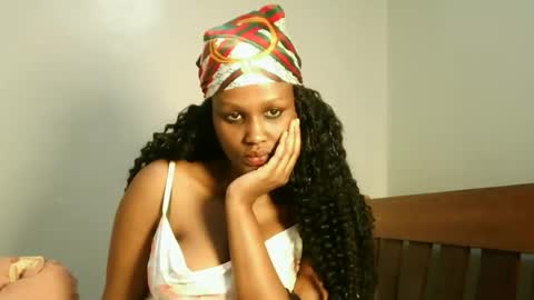 Snapshot of prettykeilaa chatting on 07-10-26, 08:22 prettykeilaa online show from 07-10-26, 08:22
