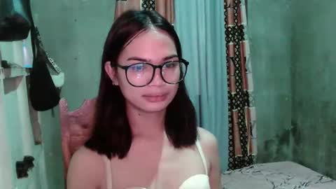 prettykhelcy online show from 04-16-26, 11:40