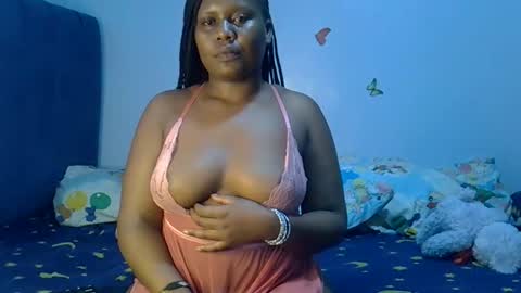 prettymel1 online show from 04-18-26, 12:25