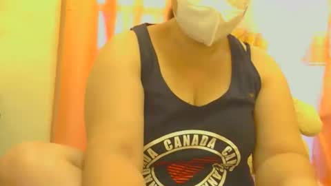 Snapshot of prettynhing chatting on 11-23-25, 01:27 Nhing online show from 11-23-25, 01:27