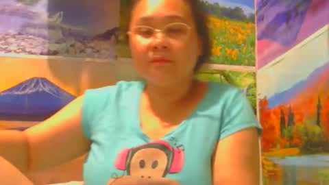 Snapshot of prettynhing chatting on 11-29-25, 04:04 Nhing online show from 11-29-25, 04:04