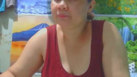 Snapshot of prettynhing chatting on 11-30-25, 07:23 Nhing online show from 11-30-25, 07:23