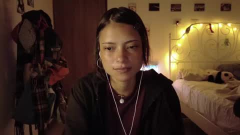 Snapshot of prettyrare chatting on 07-19-26, 12:36 Juli online show from 07-19-26, 12:36