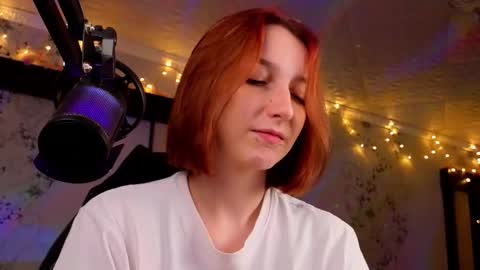 Mila -NONUDE MODEL online show from 12-18-25, 04:24