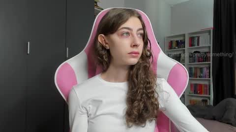 Sophie  next stream will be at Monday  i will wait you guys  online show from 04-09-26, 06:02