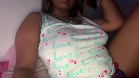 prettyyalisha online show from 07-08-26, 05:06
