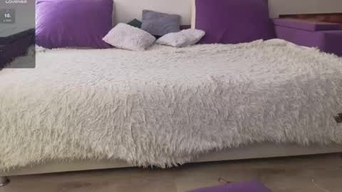 Kitty online show from 04-15-26, 02:18