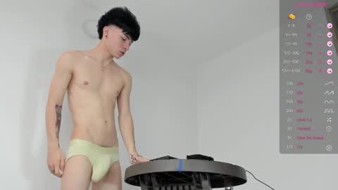Snapshot of pretur_crubaa chatting on 01-05-25, 01:15 PRETUR online show from 01-05-25, 01:15