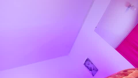 pretygirltsxxx online show from 04-23-26, 11:53