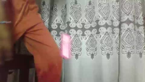 Snapshot of pretylittle11 chatting on 06-27-26, 04:56 PRETY online show from 06-27-26, 04:56