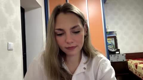 Snapshot of pricillahoinacki chatting on 11-11-25, 06:41 Amelia online show from 11-11-25, 06:41