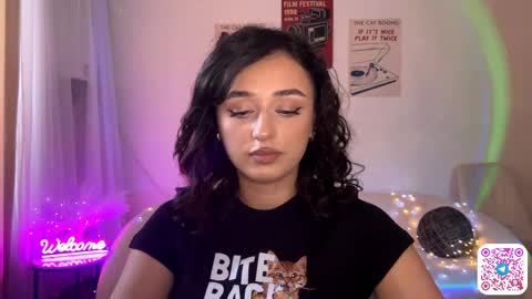 Sofi online show from 04-07-26, 01:33