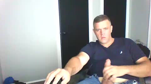 Snapshot of primetimeride chatting on 10-17-25, 07:27 primetimeride online show from 10-17-25, 07:27