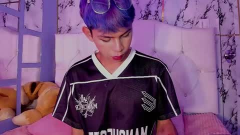 Apolo online show from 12-04-25, 08:28