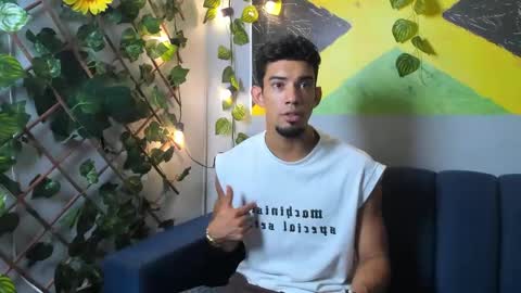 prince_arthur77 online show from 10-24-25, 02:13