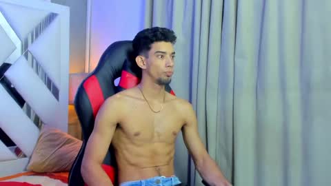 prince_arthur77 online show from 11-23-25, 08:08