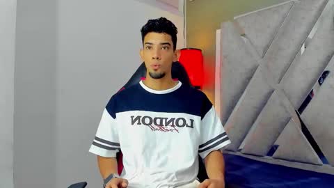 prince_arthur77 online show from 12-02-25, 01:05