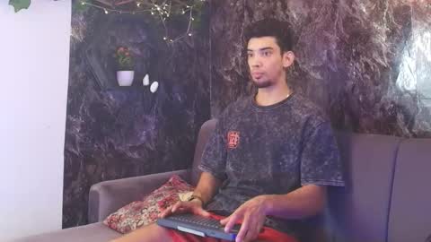 prince_arthur77 online show from 02-03-26, 04:12