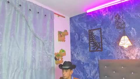 prince_arthur77 online show from 03-04-26, 03:51