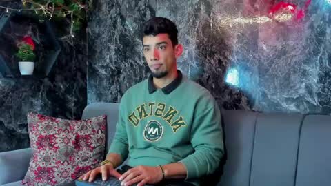prince_arthur77 online show from 06-03-26, 02:33