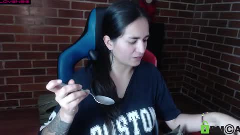 Leia online show from 04-24-26, 10:23