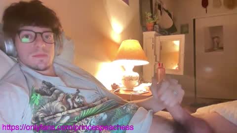 Peaches online show from 02-17-26, 02:52