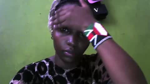 Snapshot of princess_amani chatting on 11-03-25, 08:48 princess_amani online show from 11-03-25, 08:48