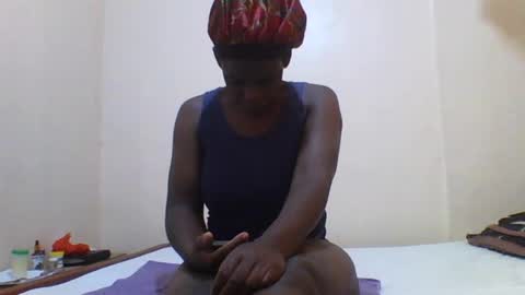 Snapshot of princess_cutie chatting on 07-03-26, 04:41 princess online show from 07-03-26, 04:41