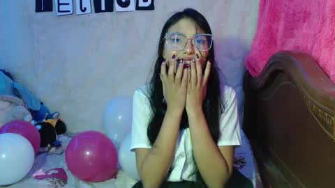 Snapshot of princess_elia chatting on 10-21-25, 11:16 Elia online show from 10-21-25, 11:16
