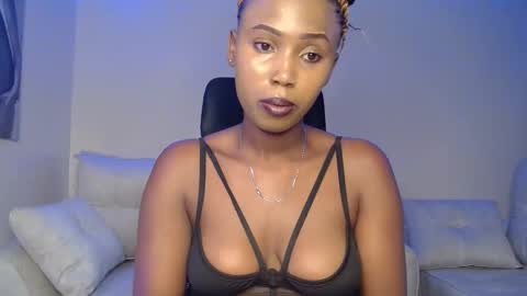 Snapshot of princess_princessa chatting on 02-13-25, 12:57 princess_princessa online show from 02-13-25, 12:57