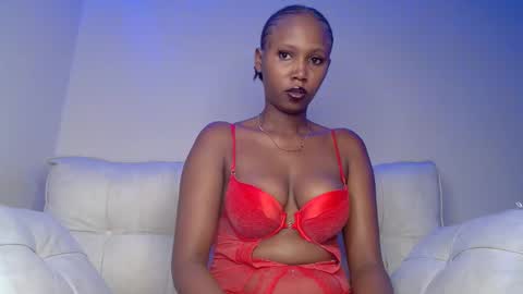 Snapshot of princess_princessa chatting on 03-08-25, 09:28 princess_princessa online show from 03-08-25, 09:28