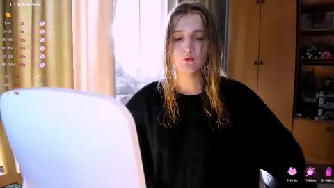 princessaalicc online show from 09-10-25, 12:49