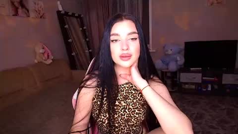 princessamira1 online show from 09-23-25, 02:09
