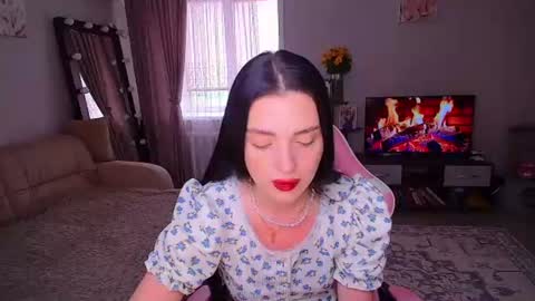 Snapshot of princessamira1 chatting on 07-18-26, 07:23 princessamira1 online show from 07-18-26, 07:23