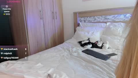 princessammy1 online show from 04-28-26, 02:27