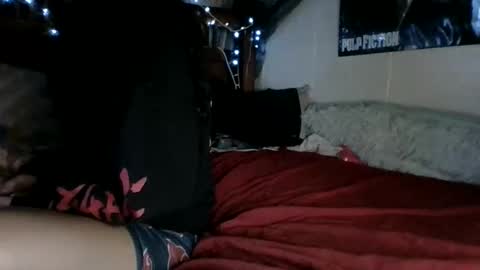 Holly love online show from 12-04-25, 06:23